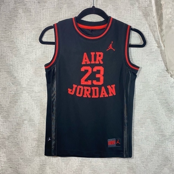 Air Jordan 23 black and red basketball jersey fly since 1982 size L - Picture 3 of 5